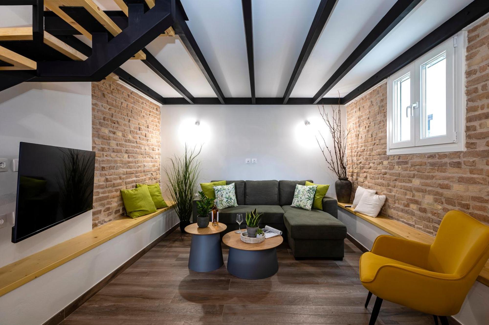Jonas Port House