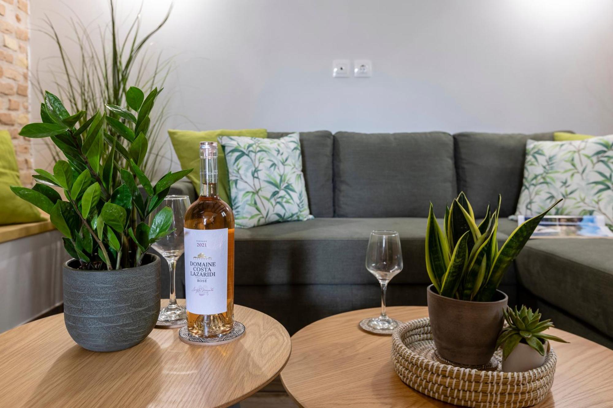 Jonas Port House Apartment *